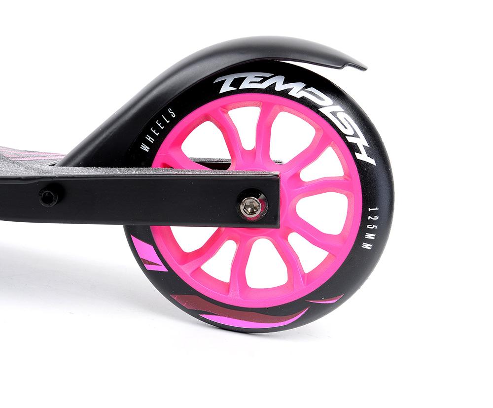 Tempish Nixin 125 AL II pink – let, foldbart børneløbehjul med 125 mm hjul, sænket deck og fodbremse. Justerbart styr: 77,5/82,5/87,5 cm.