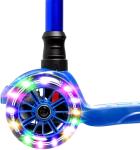 i-Glide 3-hjulet børneløbehjul – lean-to-steer, LED-hjul, justerbart styr og skridsikkert deck med bagskærmsbremse.