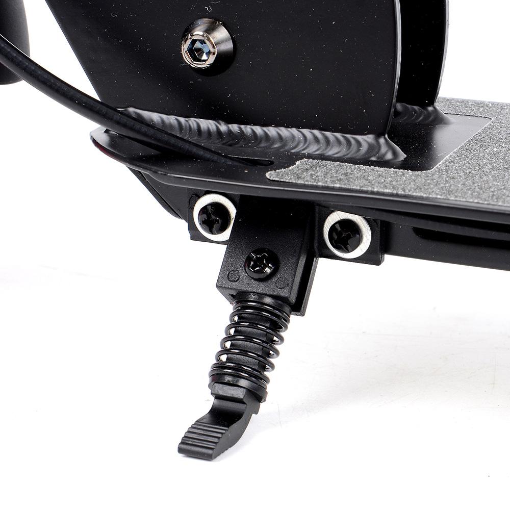 Tempish Nixin 145 II AL – let, foldbart børneløbehjul med 145 mm hjul, sænket deck og fodbremse. Justerbart styr: 78/83/88 cm. Maks. 100 kg.