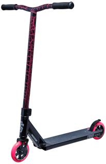 Crisp Blaster trick løbehjul i sort/pink med 110 mm hjul, IHC og park-orienteret deck til børn og unge riders.