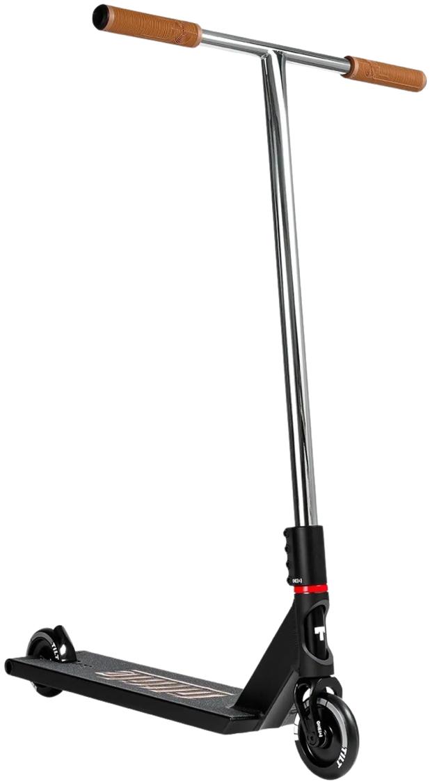 Tilt Contact Build trick løbehjul - Scales med bredt street deck, SCS compression og 110 mm hjul.