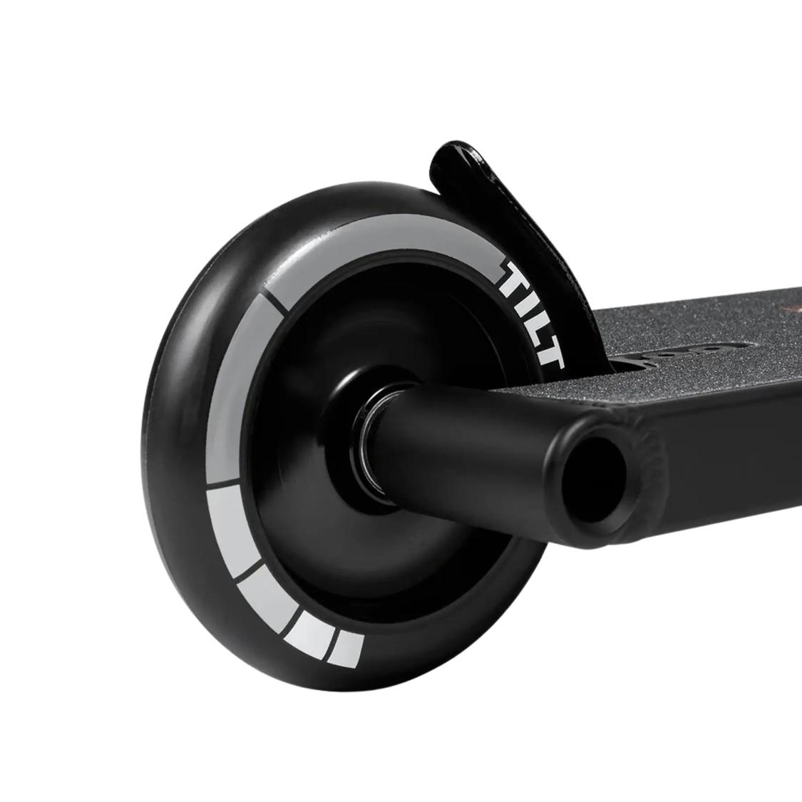 Tilt Contact Build trick løbehjul - Scales med bredt street deck, SCS compression og 110 mm hjul.