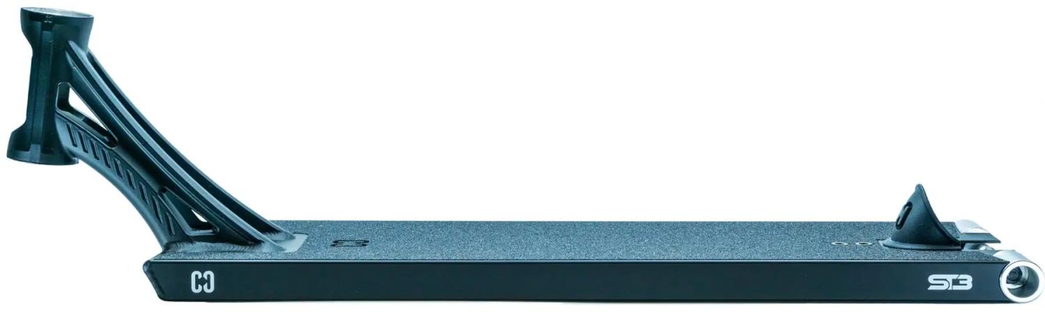 CORE ST3 trick løbehjul deck med bred boxed form og forged neck til street riding og grinds